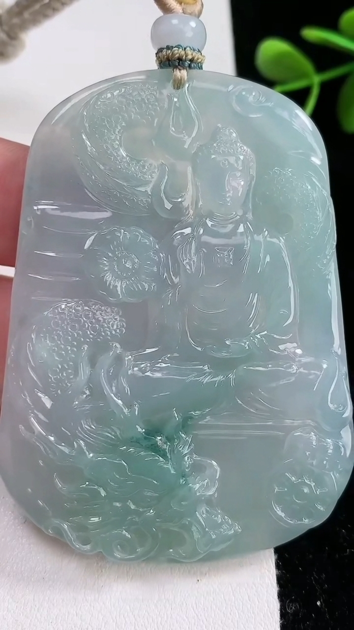 天然A货翡翠种飘花祥龙阿弥陀佛吊坠，尺寸67-48-5，重量:45.27g
3月15日