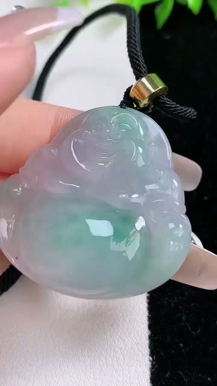 天然A货翡翠佛公吊坠，尺寸37.5-38.6-6.6，重:15.11g
3月15日