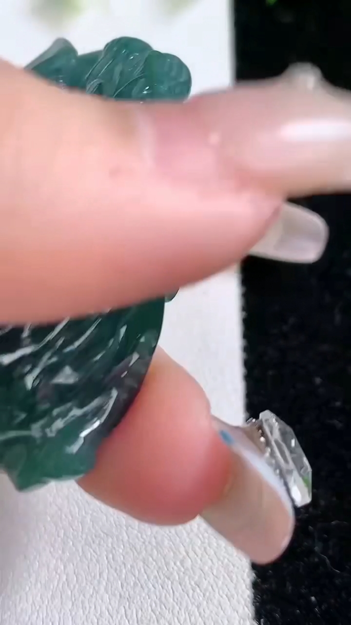 天然A货翡翠貔貅吊坠，尺寸59.1-29.1-17.4，重:58.31g
3月15日