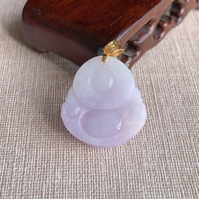 天然A货翡翠18K金扣头紫罗兰佛公吊坠 
尺寸28.4-26.6-12.2mm 重量16.46g 0