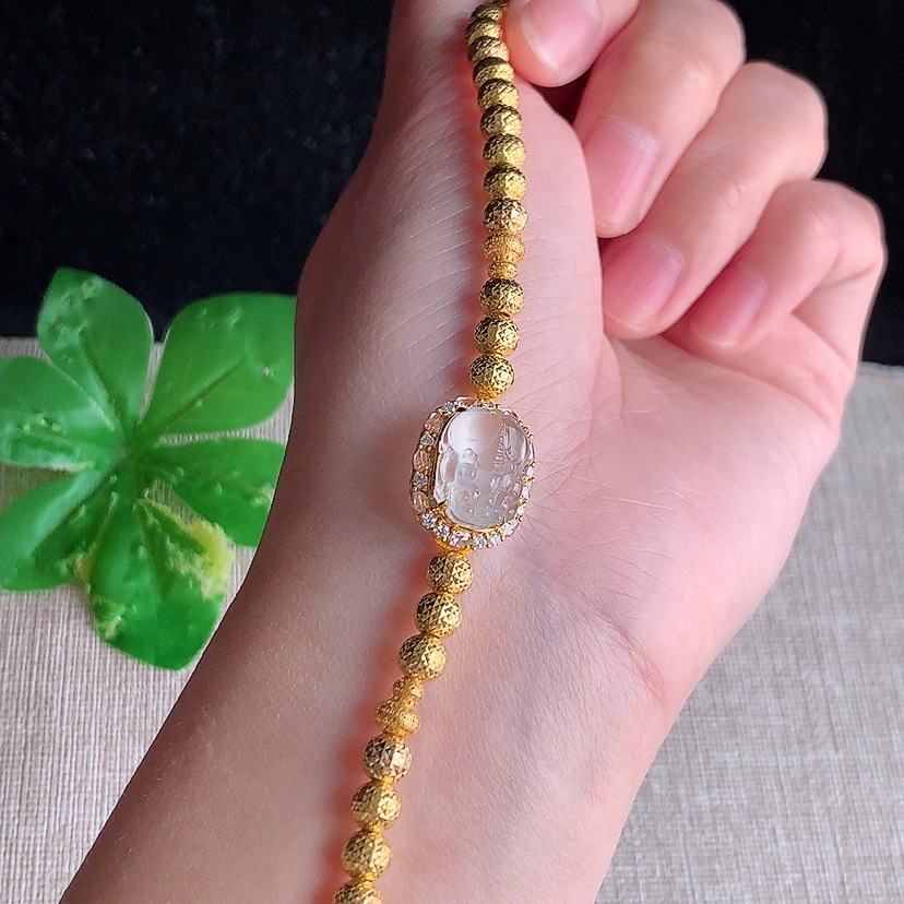 天然A货翡翠18K金伴钻镶嵌白月光招财貔貅手链 
尺寸12-9.5-9.2mm 重量6.56g 03