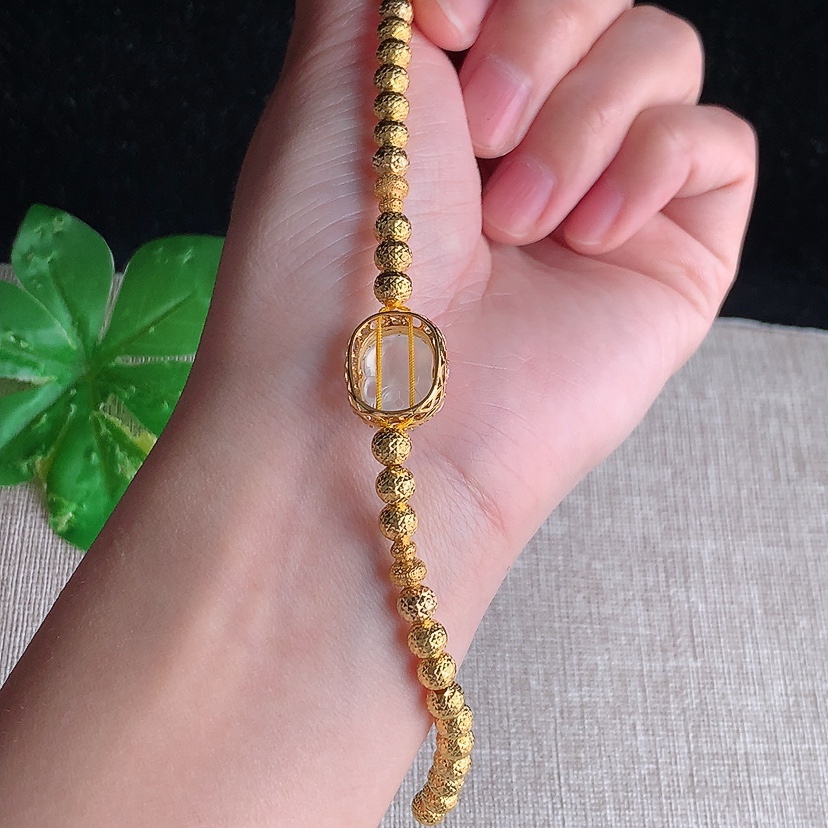 天然A货翡翠18K金伴钻镶嵌白月光招财貔貅手链 
尺寸12-9.5-9.2mm 重量6.56g 0308