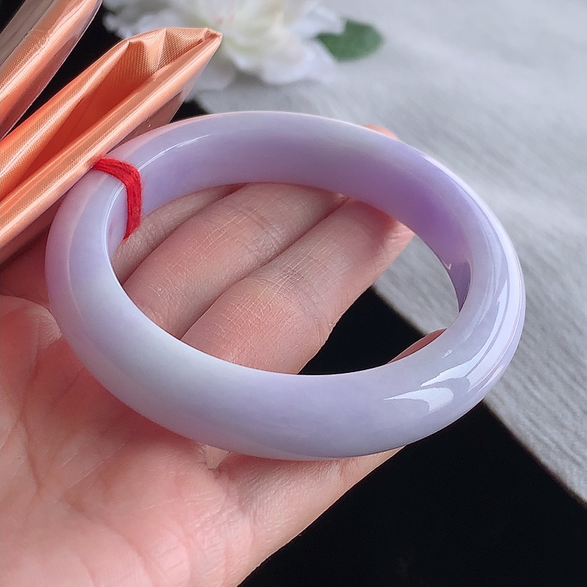天然A货翡翠紫罗兰正装正圈手镯54-55圈口  
尺寸54.5-11.7-9mm 0315