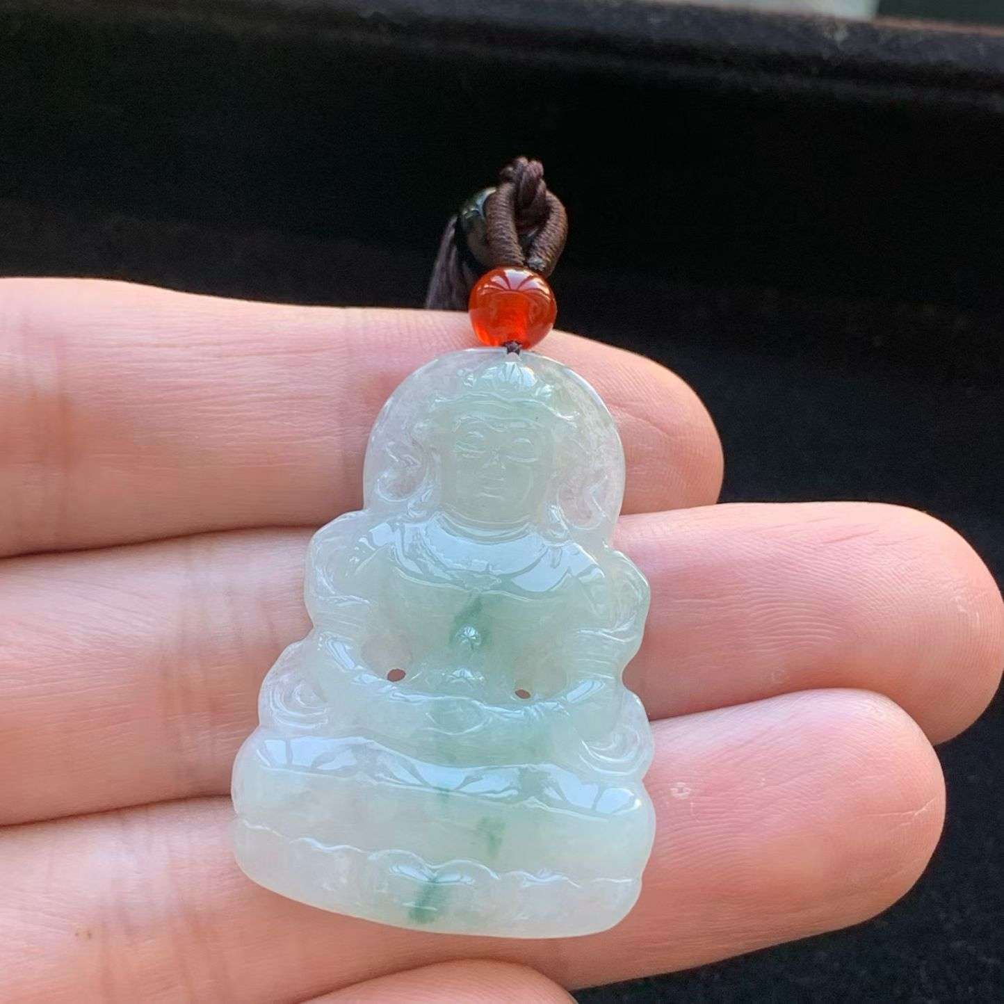 A货天然翡翠冰糯种飘花度母吊坠重量7.09
3月17日