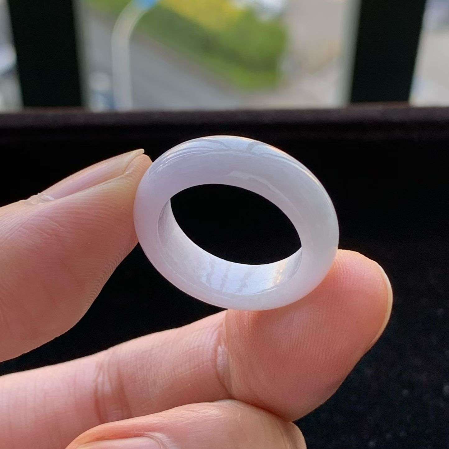 A货天然翡翠冰糯种粉紫罗兰戒指14号重量4.24
3月18日