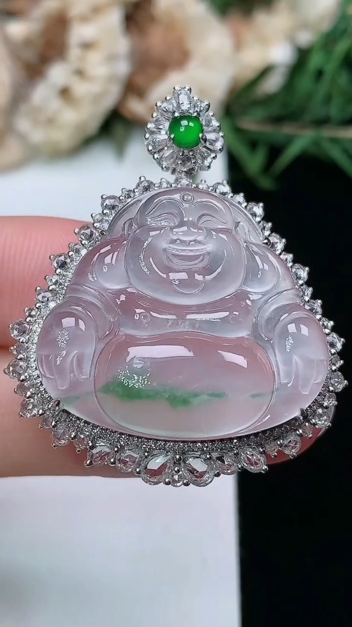 天然A货翡翠佛公吊坠，尺寸38.2-32.2-10.4，裸石22.9-26，重量:8.30g
3月1