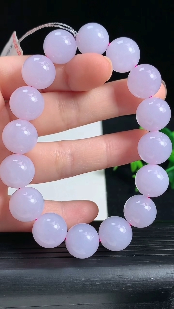 天然A货翡翠种紫罗兰圆珠手串尺寸12-16颗重量:56.35g3月18日
工厂直销收藏佳品,种好水足