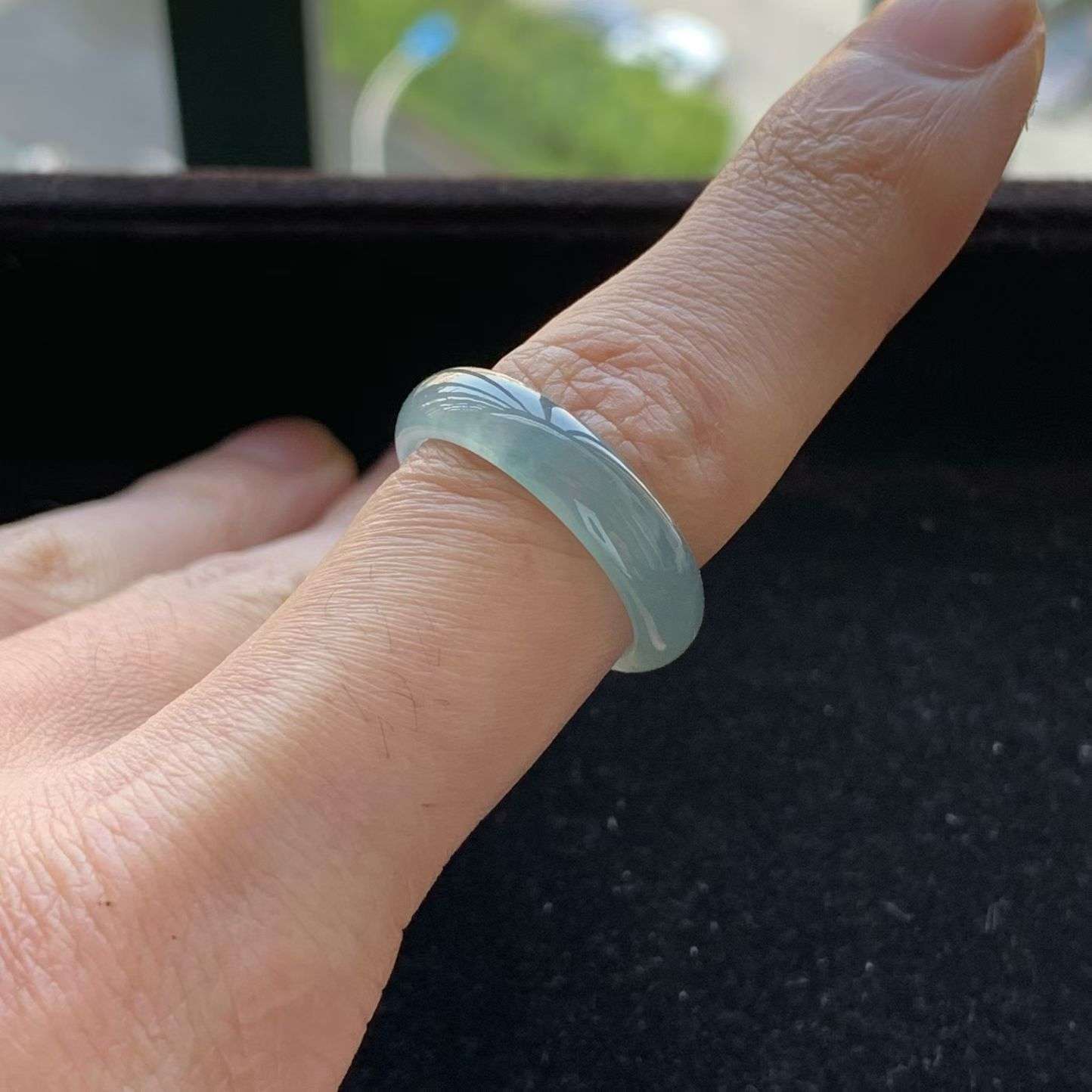 A货天然翡翠冰糯种紫蓝水戒指18号重量3.00
3月18日