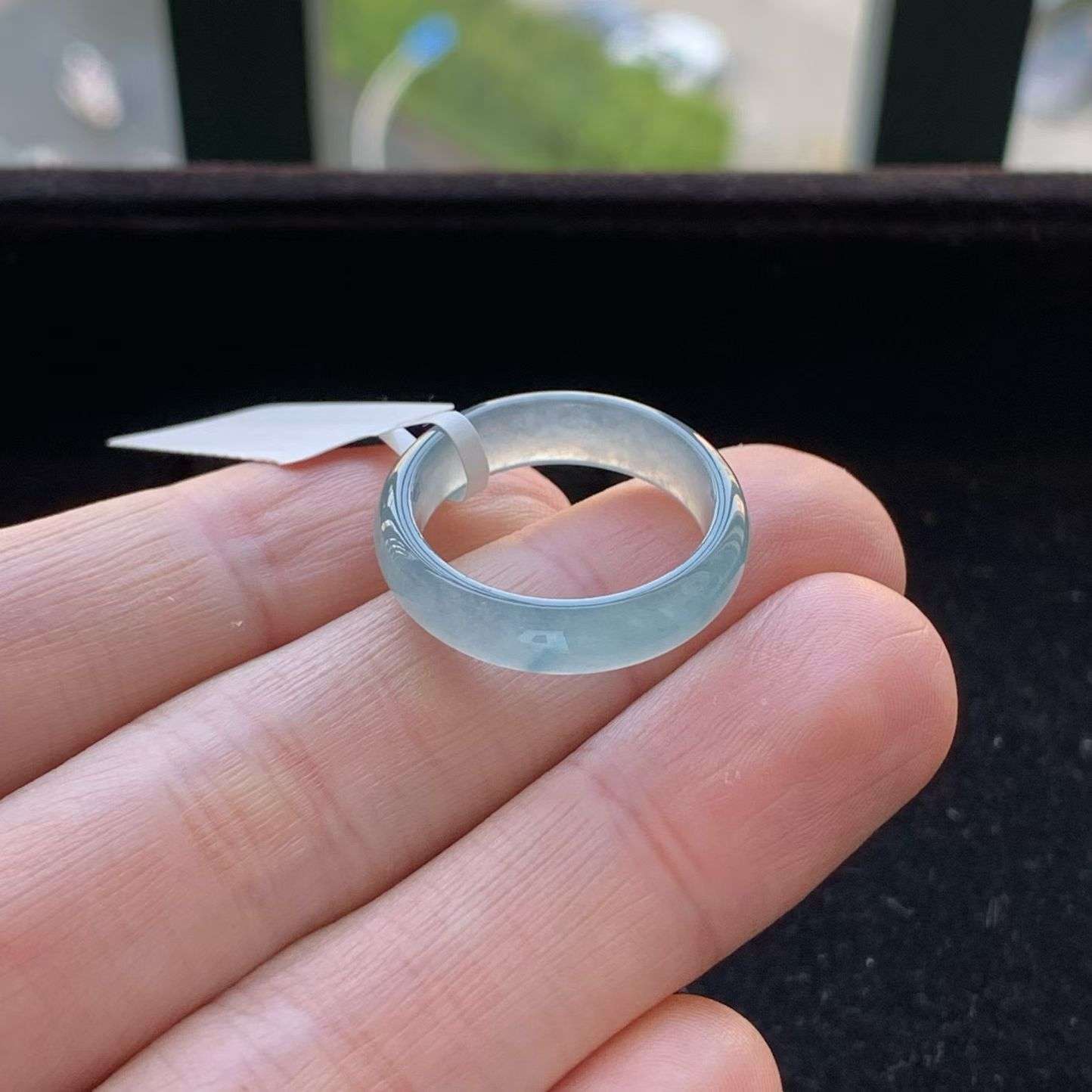 A货天然翡翠冰糯种紫蓝水戒指18号重量3.00
3月18日