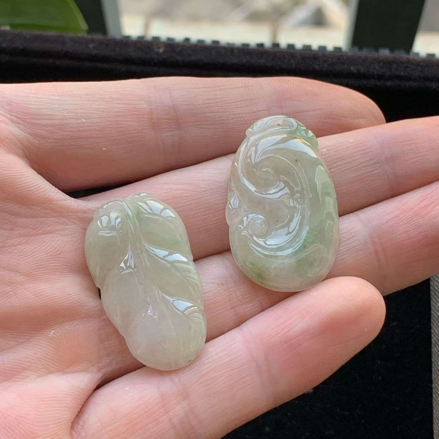 A货天然翡翠冰糯种飘花如意叶子一对吊坠重量4.19
3月20日