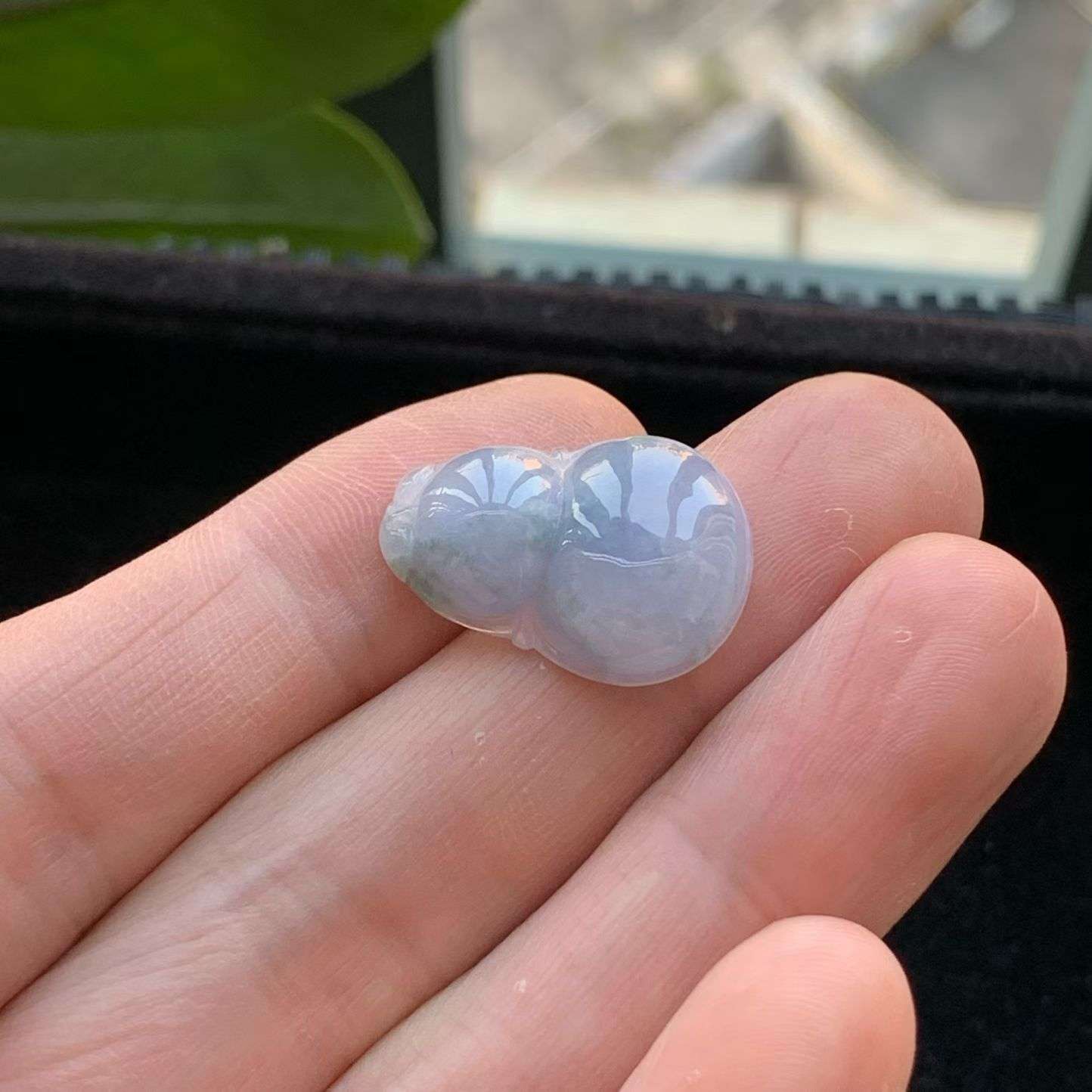 A货天然翡翠冰糯种飘花紫罗兰葫芦吊坠重量3.33
3月20日