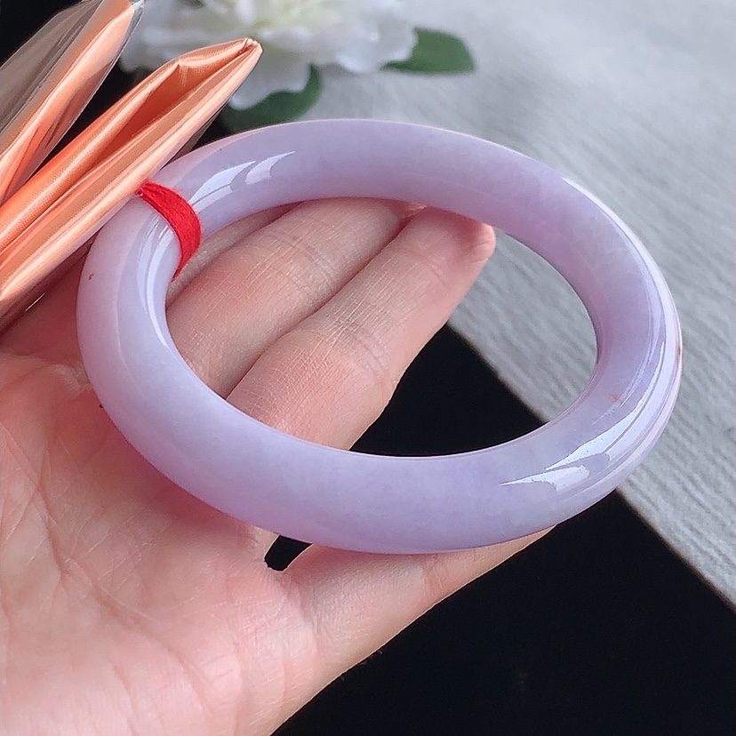 天然A货翡翠紫罗兰圆条手镯57-58圈口 
尺寸57.3-11.2mm 0318