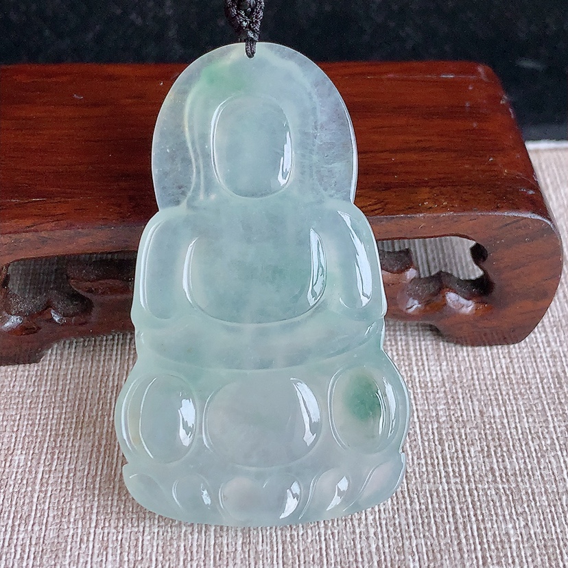 天然A货翡翠飘正装观音吊坠 
尺寸60.4-36-5.8mm 重量27.06g 0320