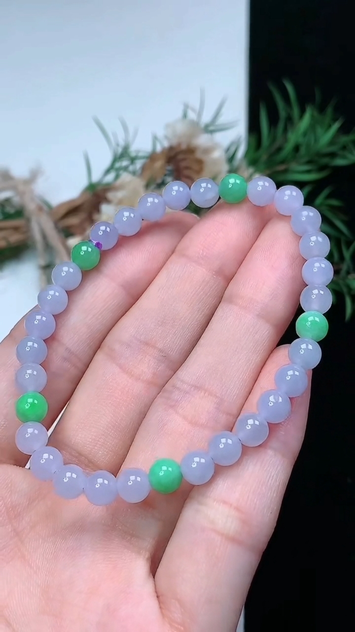 天然A货翡翠货双彩圆珠手串，尺寸5.4-32颗，重量:9.01g3月22日
工厂直销收藏佳品,种好水足，色泽均匀，有种有色，上手高大气！