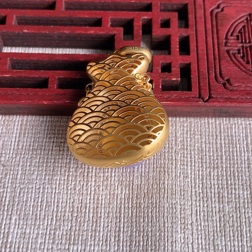 天然A货翡翠18K金伴钻镶嵌紫罗兰招财貔貅吊坠 
尺寸34-21.8-15.4裸石13-10.8mm