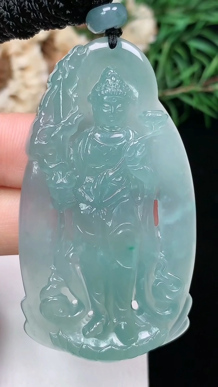 天然A货翡翠蓝水虚空藏观音菩萨吊坠，尺寸54.7-30.8-5.3，重量:20.57g
3月22日