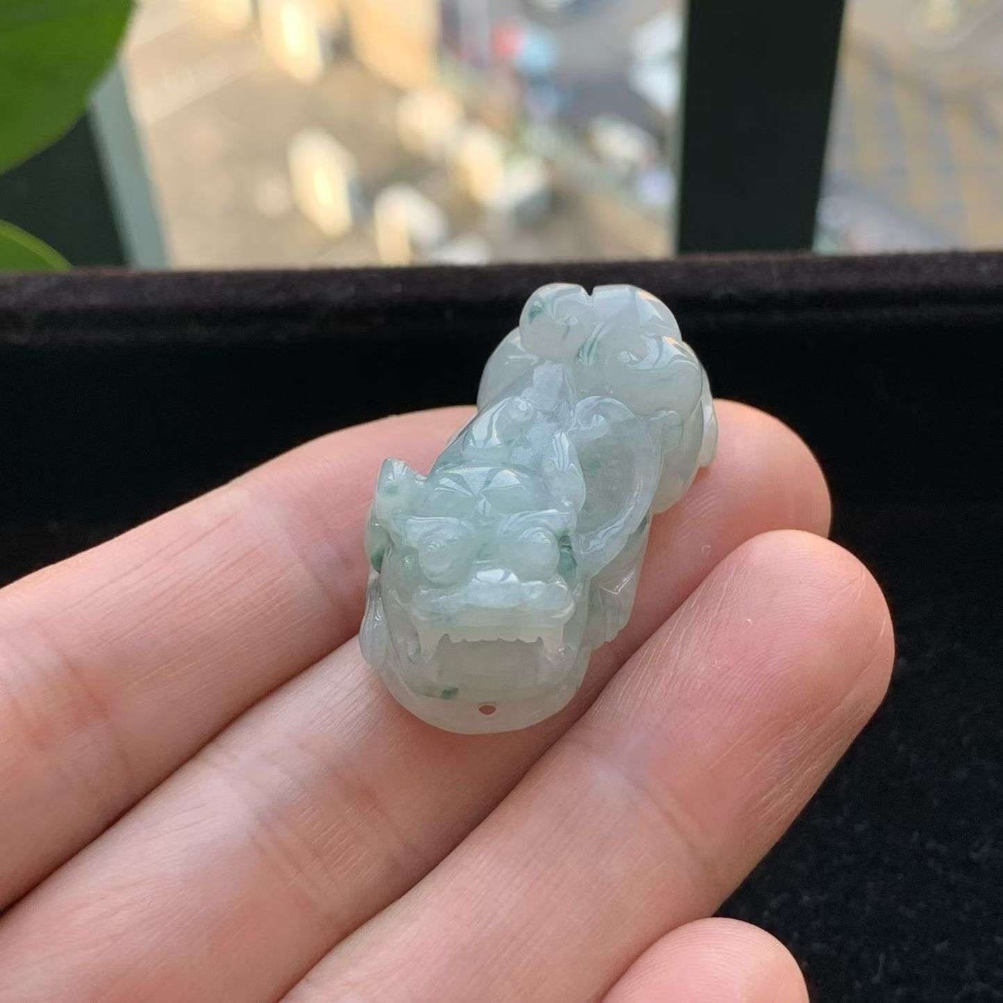 A货天然翡翠冰糯种飘花貔貅吊坠重量19.47
3月22日