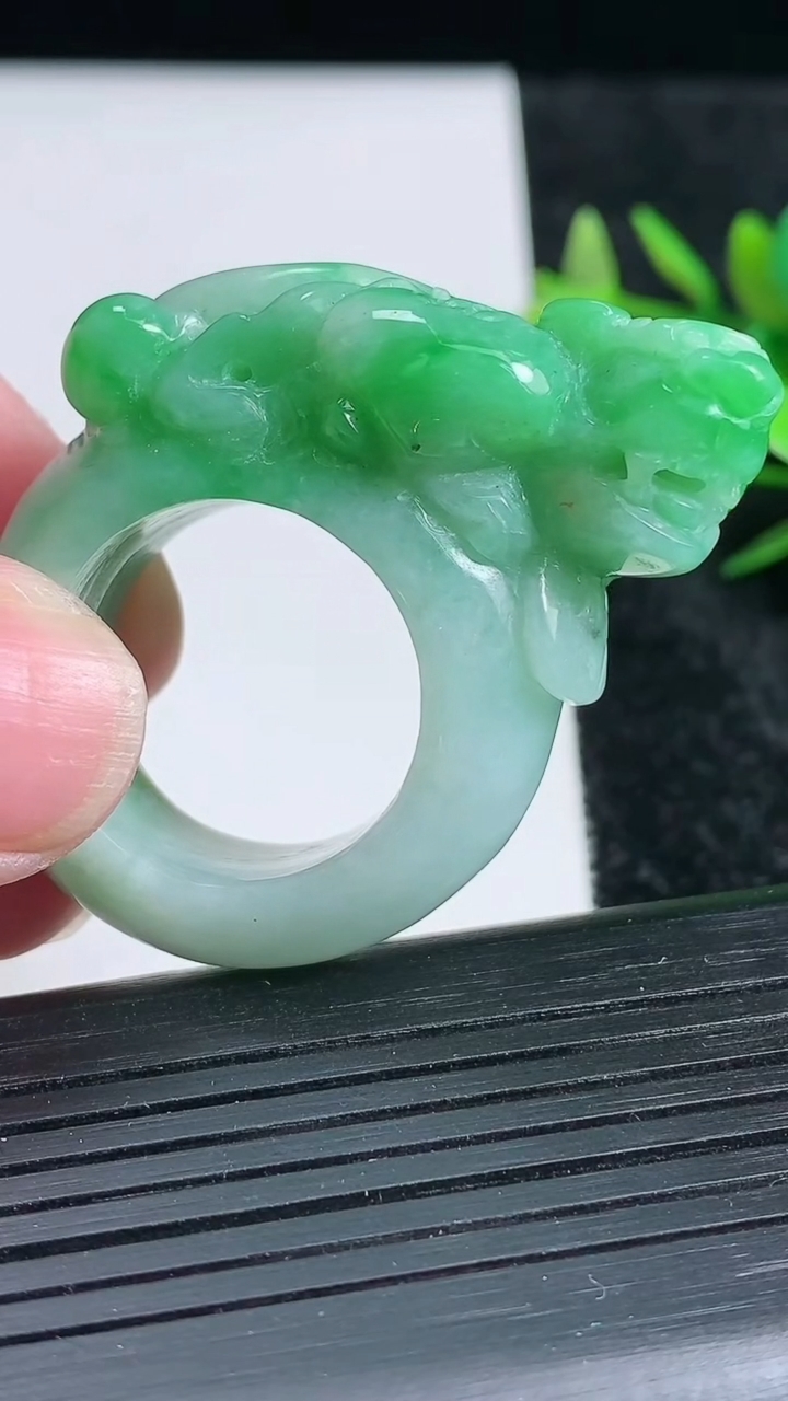 天然A货翡翠貔貅指环扳指，尺寸21-18-14.5，重:g2026年3月22日
工厂直销收藏佳品,种
