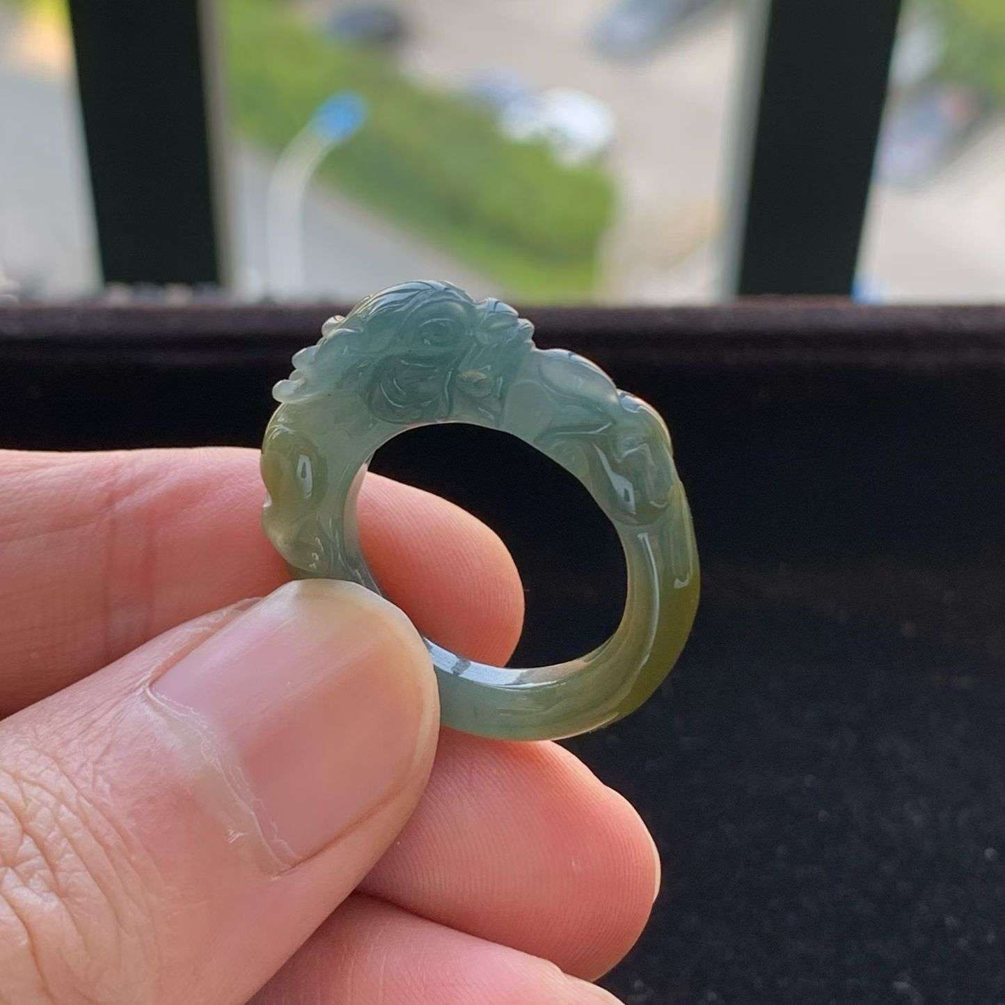 A货天然翡翠冰糯种黄翡蓝水龙头戒指19号重量5.97
3月22日