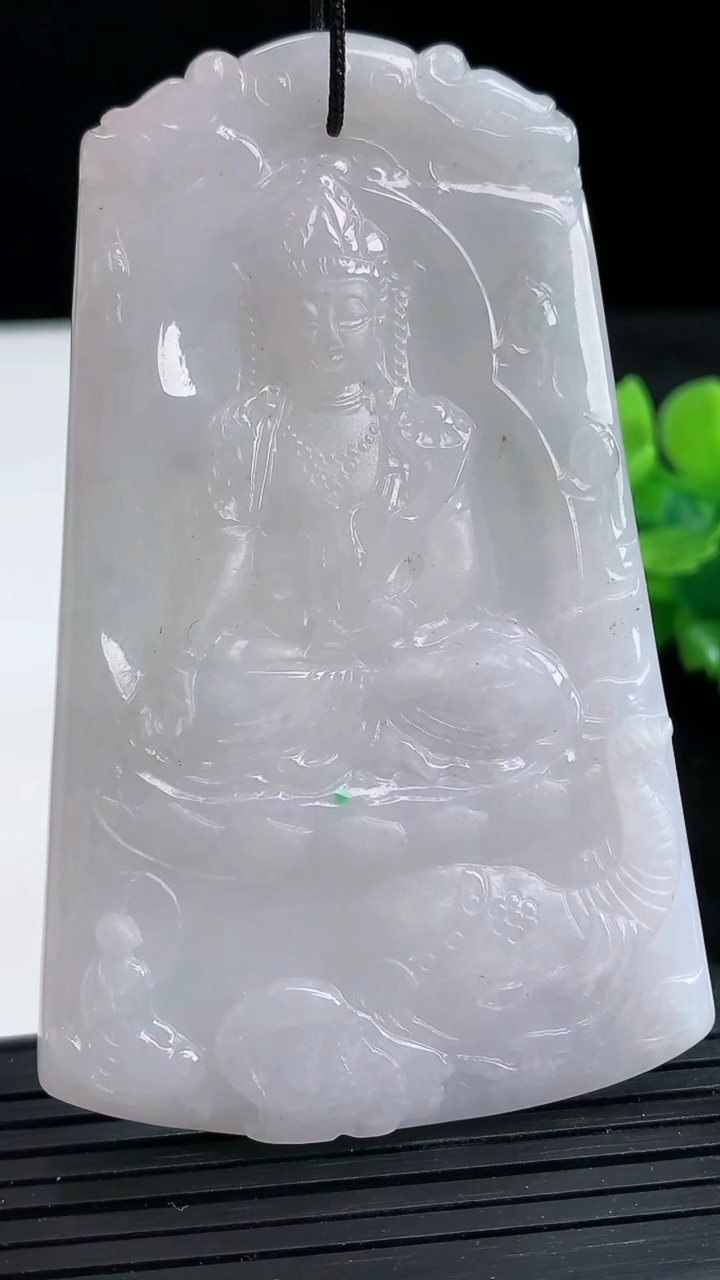 天然A货翡翠春带彩紫罗兰普贤菩萨吊坠尺寸75.6-46.9-5.3重量:40.92g
3月26日