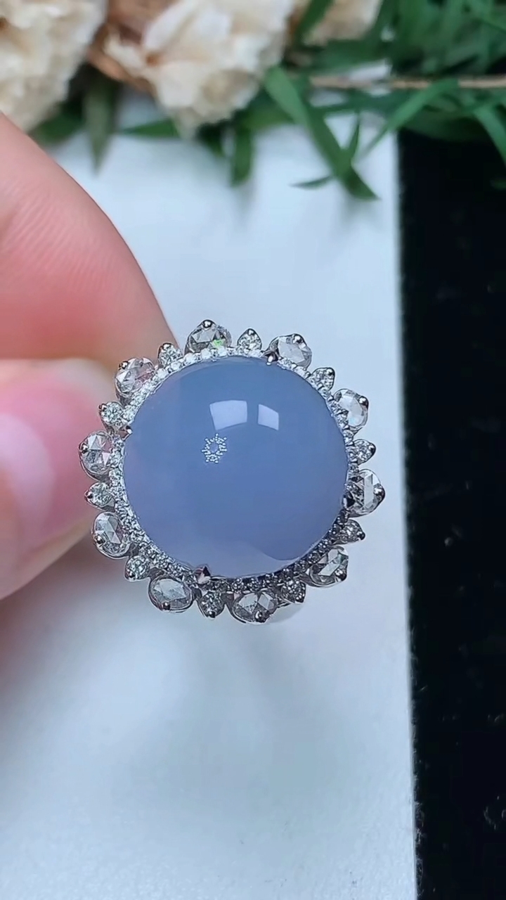 天然A货翡翠k金紫罗兰蛋面戒指，尺寸17.4-13.9，重量:7.61g2026年3月28日
工厂直