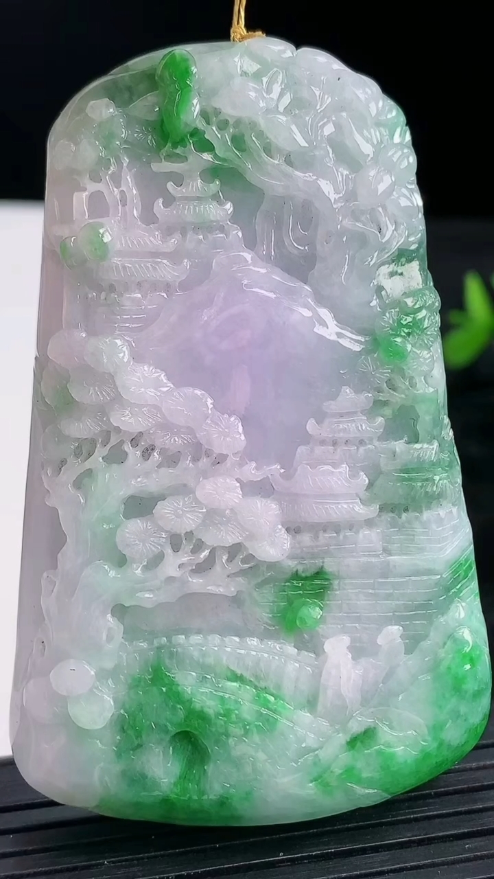 天然A货翡翠山水牌吊坠尺寸69.5-43.8-11.6重量:77.44g
3月28日