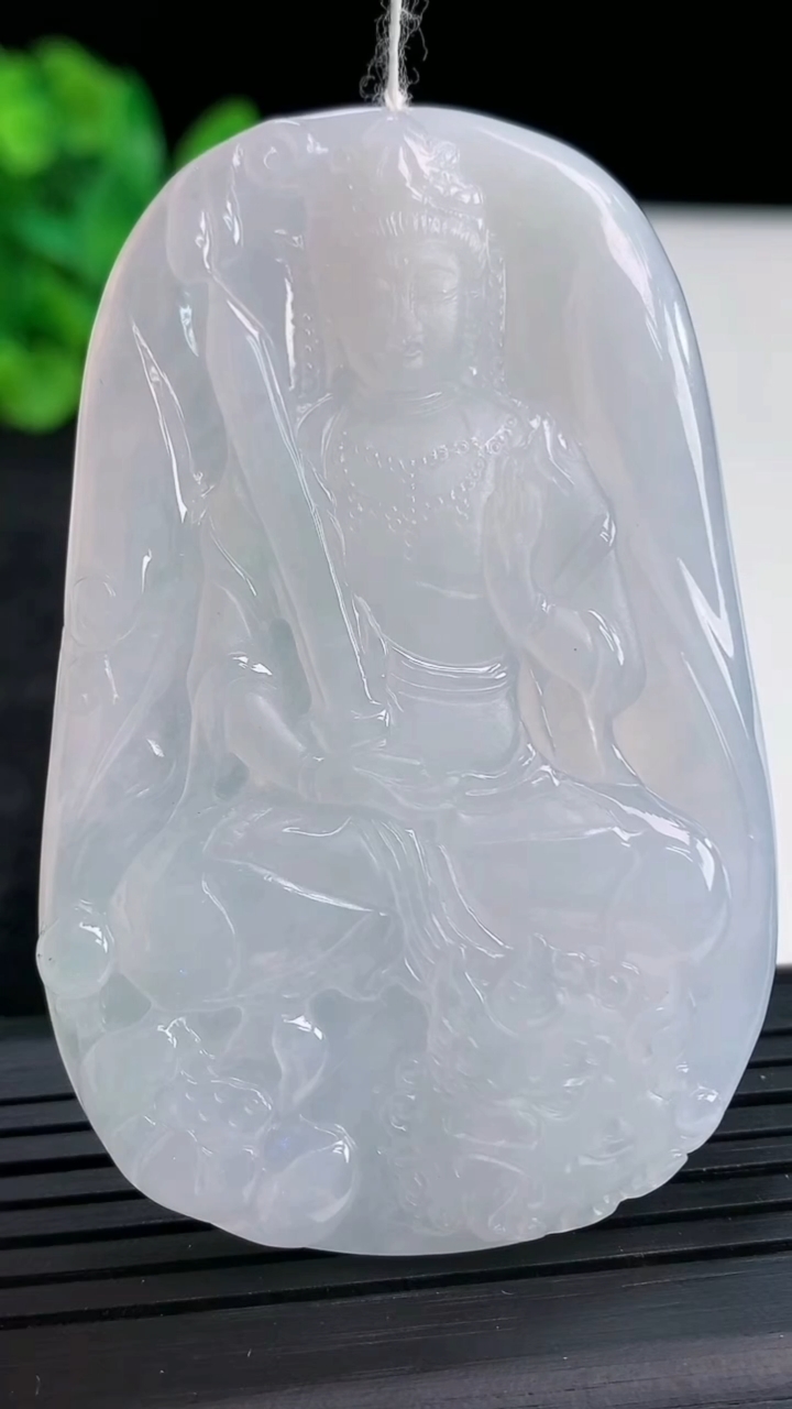 天然A货翡翠文殊菩萨吊坠，尺寸64-41-5重量:35.84g
3月30日