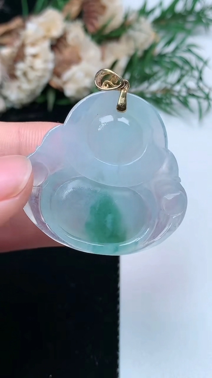 天然A货翡翠佛公吊坠，尺寸32.2-34.5-6.3，重量:10.37g
3月31日