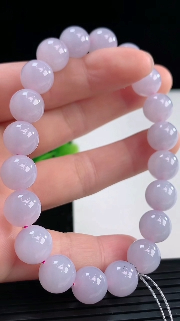 天然A货翡翠紫罗兰圆珠手串尺寸9.8-20颗重量:33.79g3月31日
工厂直销收藏佳品,种好水足