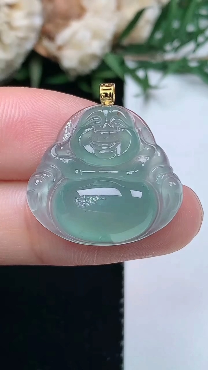 天然A货翡翠蓝水佛公吊坠，尺寸19.7-21.6-4.9，重量:3.27g
3月31日