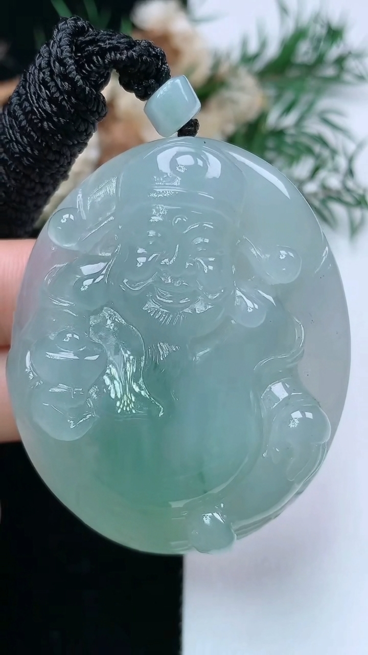 天然A货翡翠财神爷吊坠，尺寸50.4-41.8-11.5，重量:47.56g
3月31日