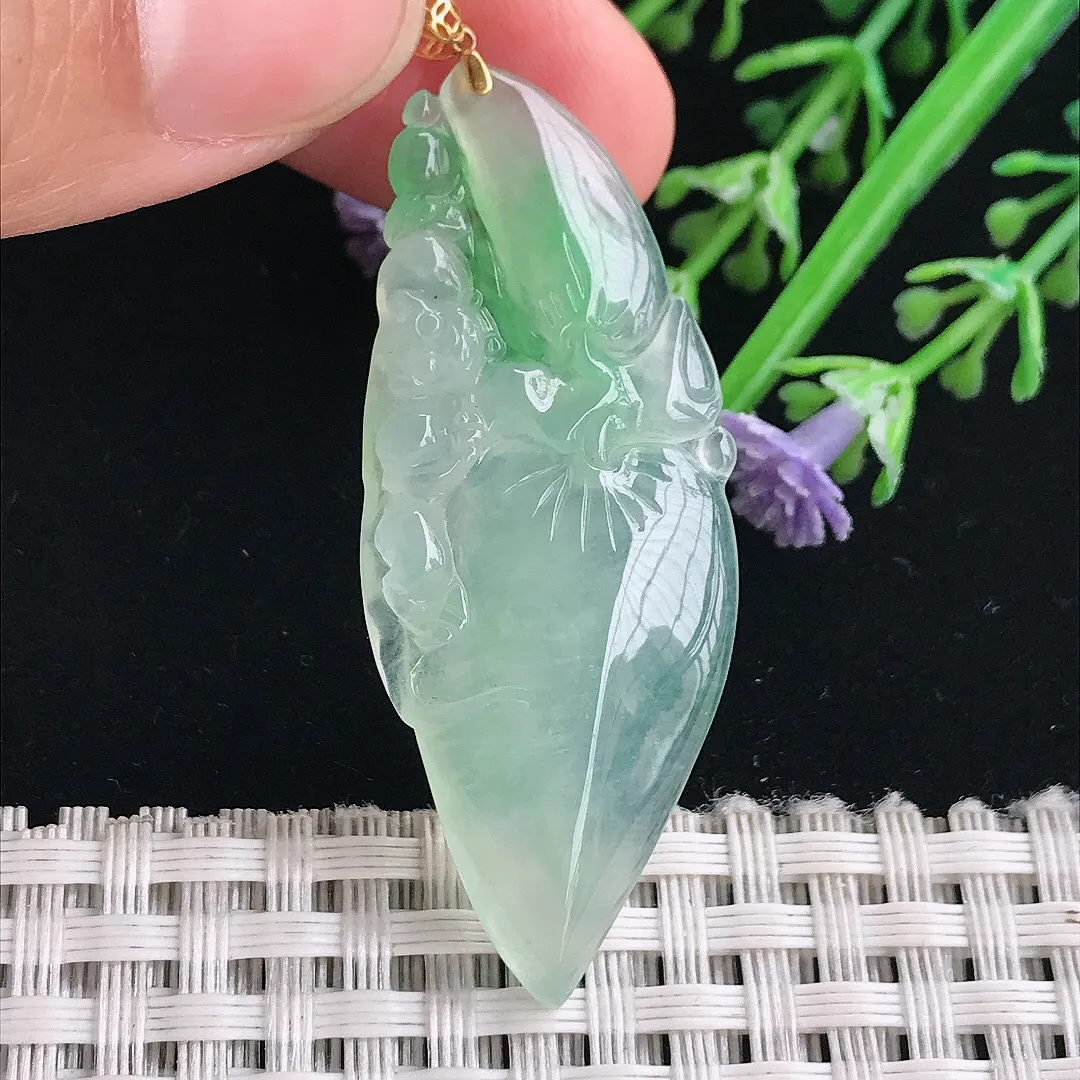 实拍A货翡翠48.5/19.5/4.5老坑18k金镶嵌冰胶阳绿寿桃吊坠翡翠桃子挂件