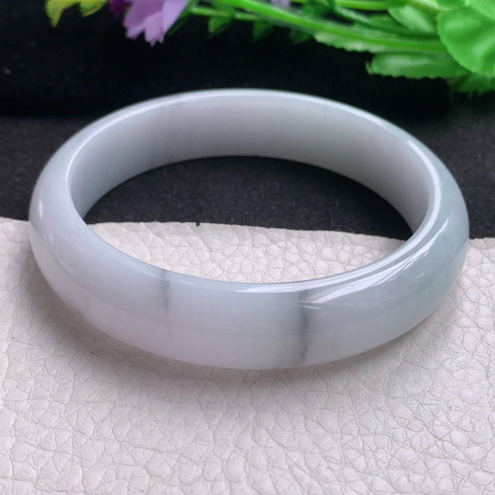 hh大圈口61.5*14.3*8.3天然缅甸翡翠A货玉手镯飘花宽边正圈平安镯