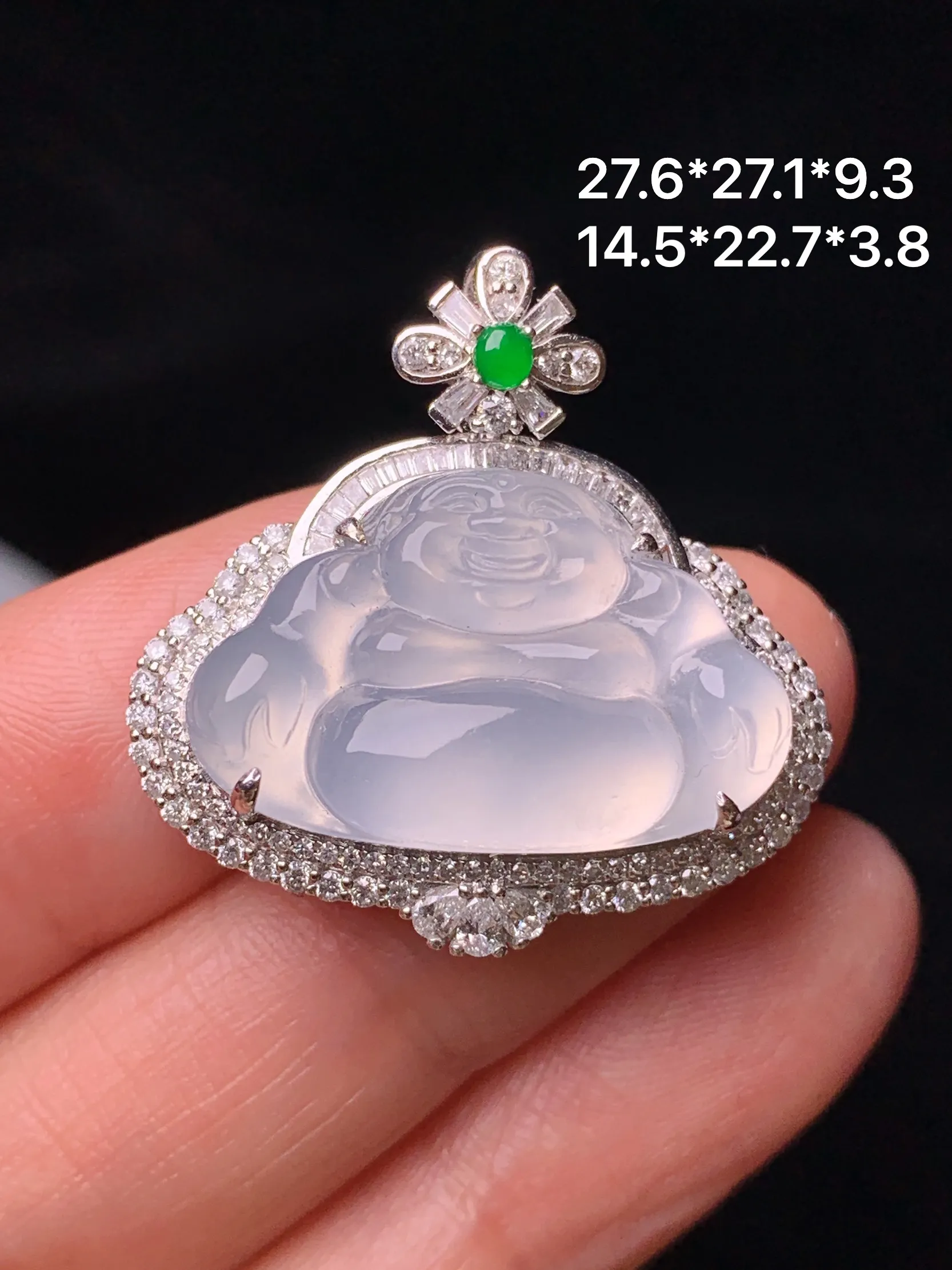 18k金钻镶嵌冰种佛公吊坠 玉质细腻 水润亮眼 整体尺寸27.6*27.1*9.3