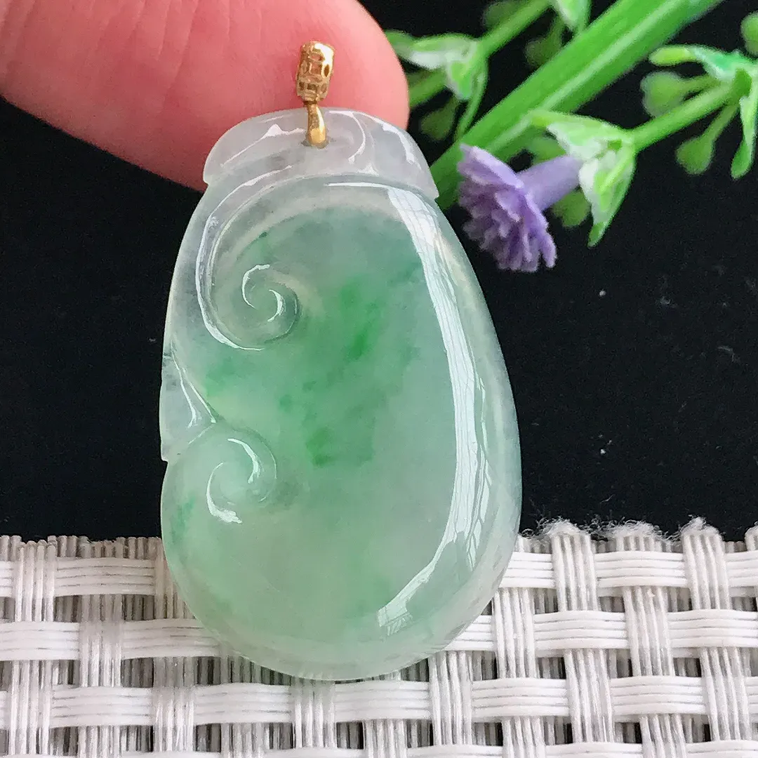 实拍A货翡翠34.5/22/4.6老坑18k金镶嵌冰胶飘阳绿如意吊坠翡翠挂件