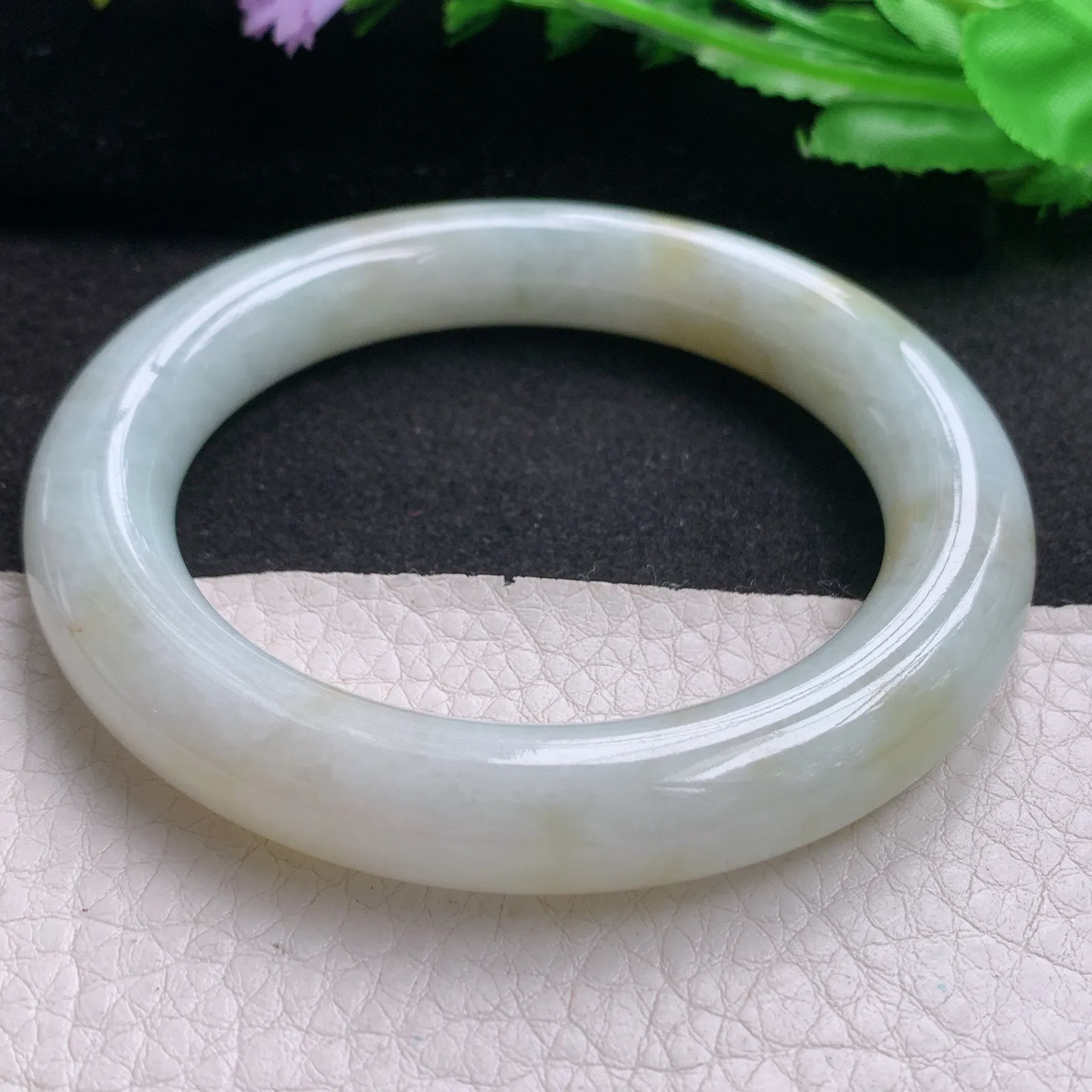 hh实拍56*11招财美人镯 特色天然缅甸翡翠A货玉手镯双彩圆条平安镯