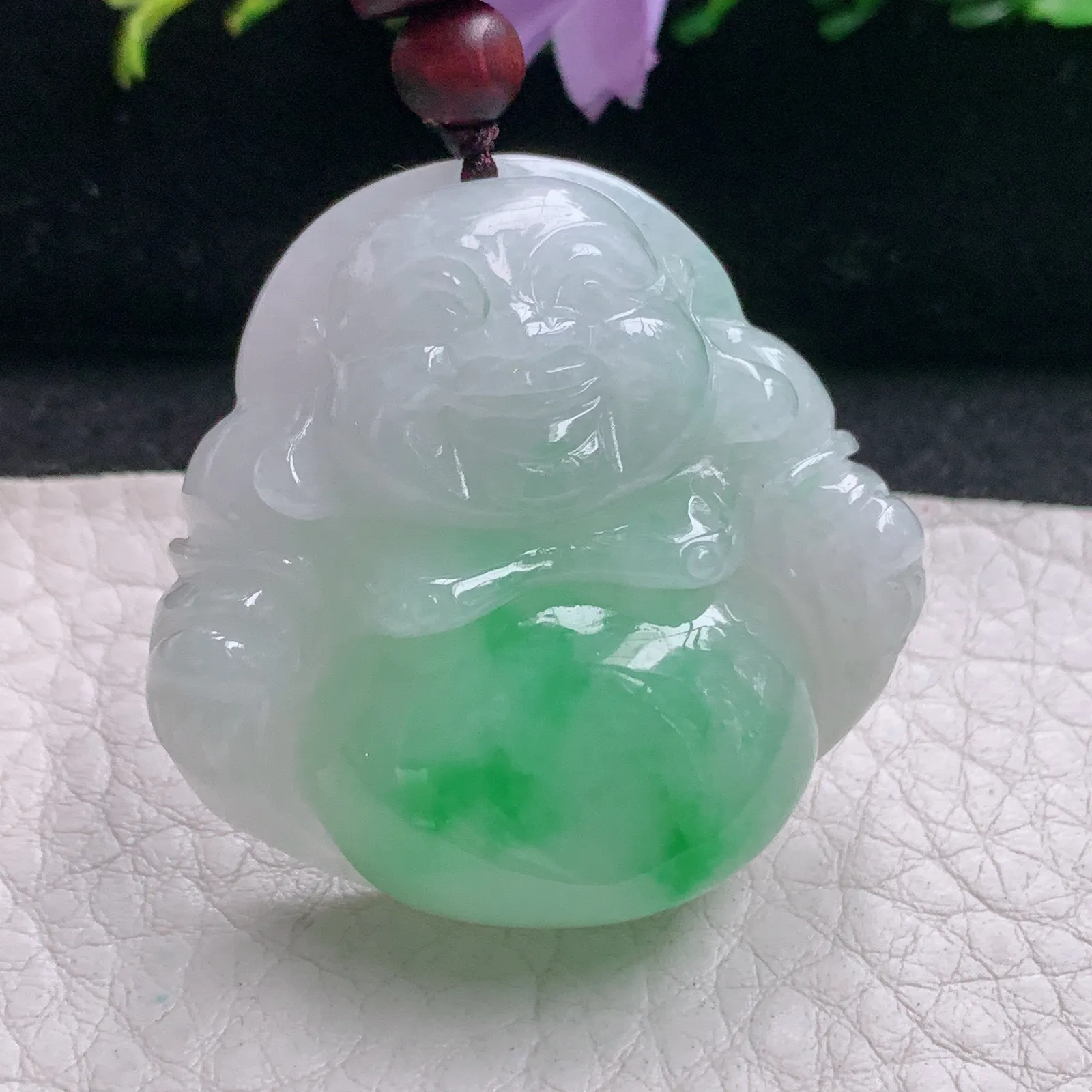 zen自然光37.5*39*12.5天然缅甸翡翠A货冰飘阳绿饱满大佛公 开心佛玉吊坠