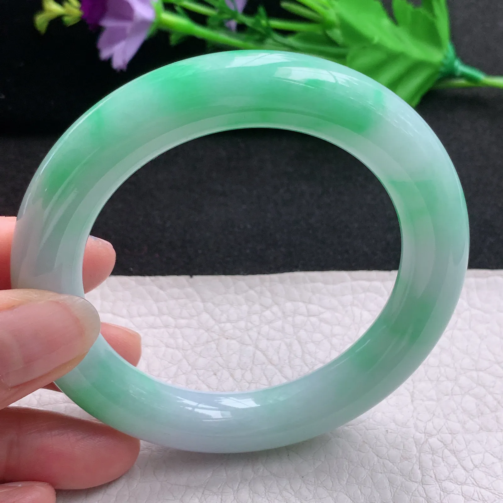 nr实拍58.5*12.5*12.3mm天然缅甸翡翠A货玉手镯春带彩圆条正圈平安镯