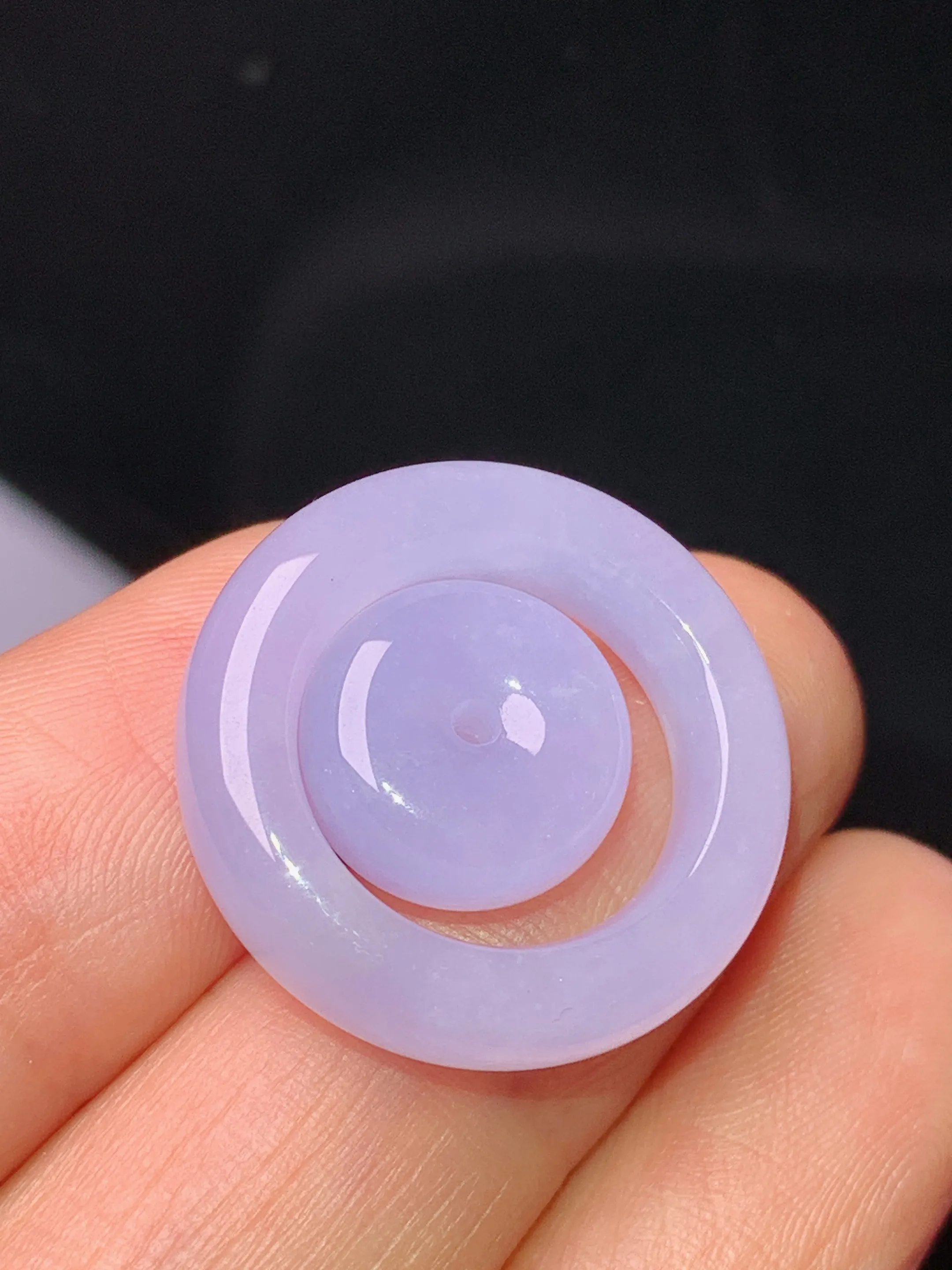 紫罗兰子母扣吊坠 玉质细腻 水润亮眼 整体尺寸21.2*5.5*4.2