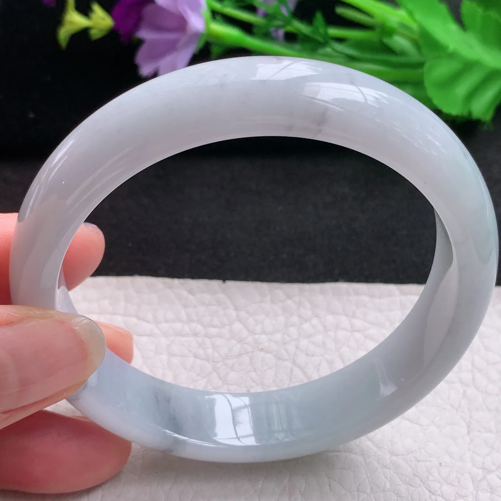 hh大圈口61.5*14.3*8.3天然缅甸翡翠A货玉手镯飘花宽边正圈平安镯