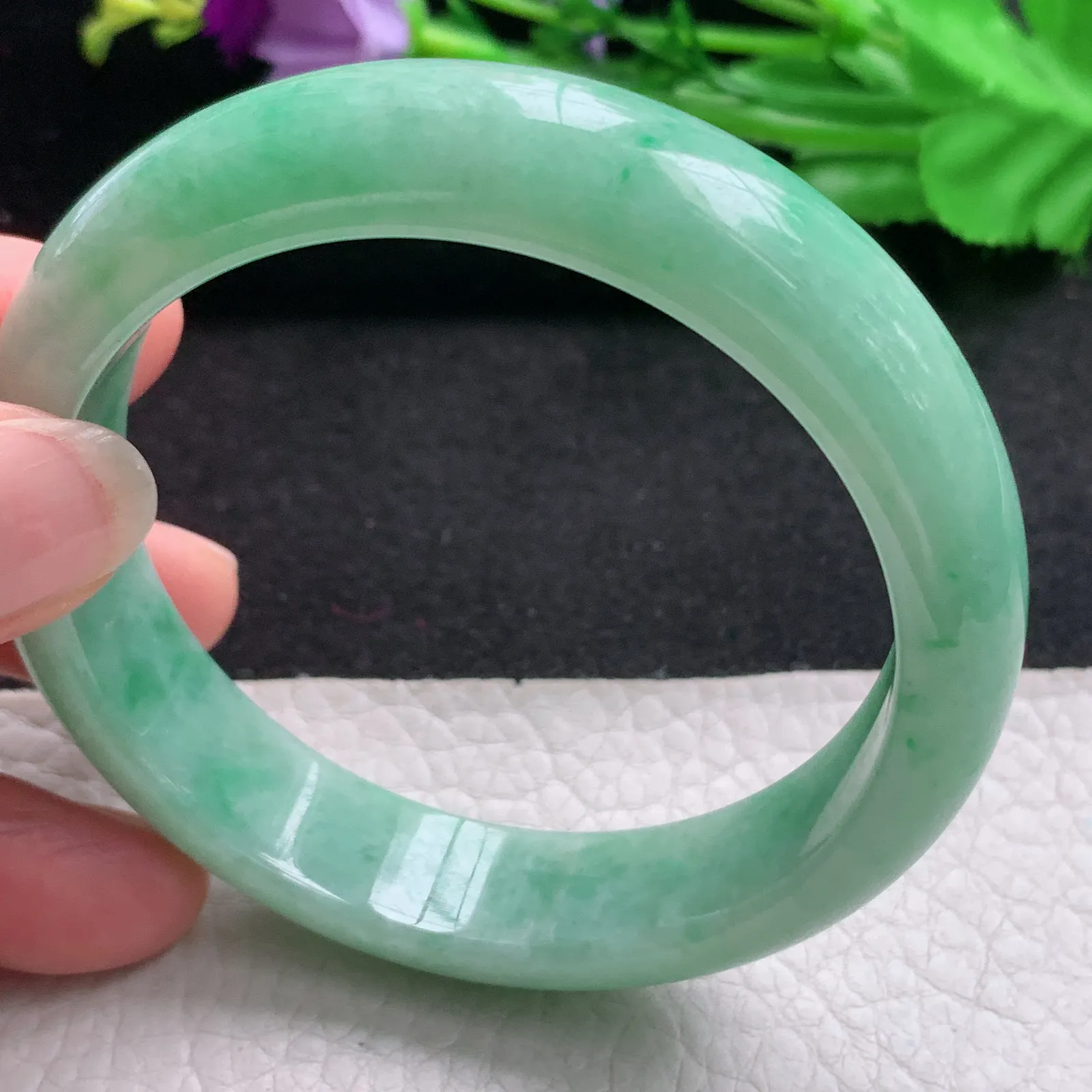 nr实拍57.5*14.8*8mm天然缅甸翡翠A货玉手镯飘花满绿正圈平安镯