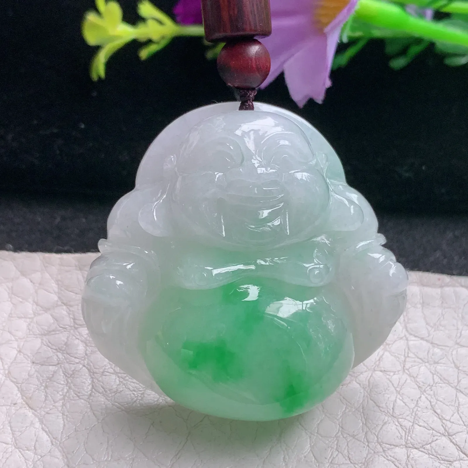 zen自然光37.5*39*12.5天然缅甸翡翠A货冰飘阳绿饱满大佛公 开心佛玉吊坠