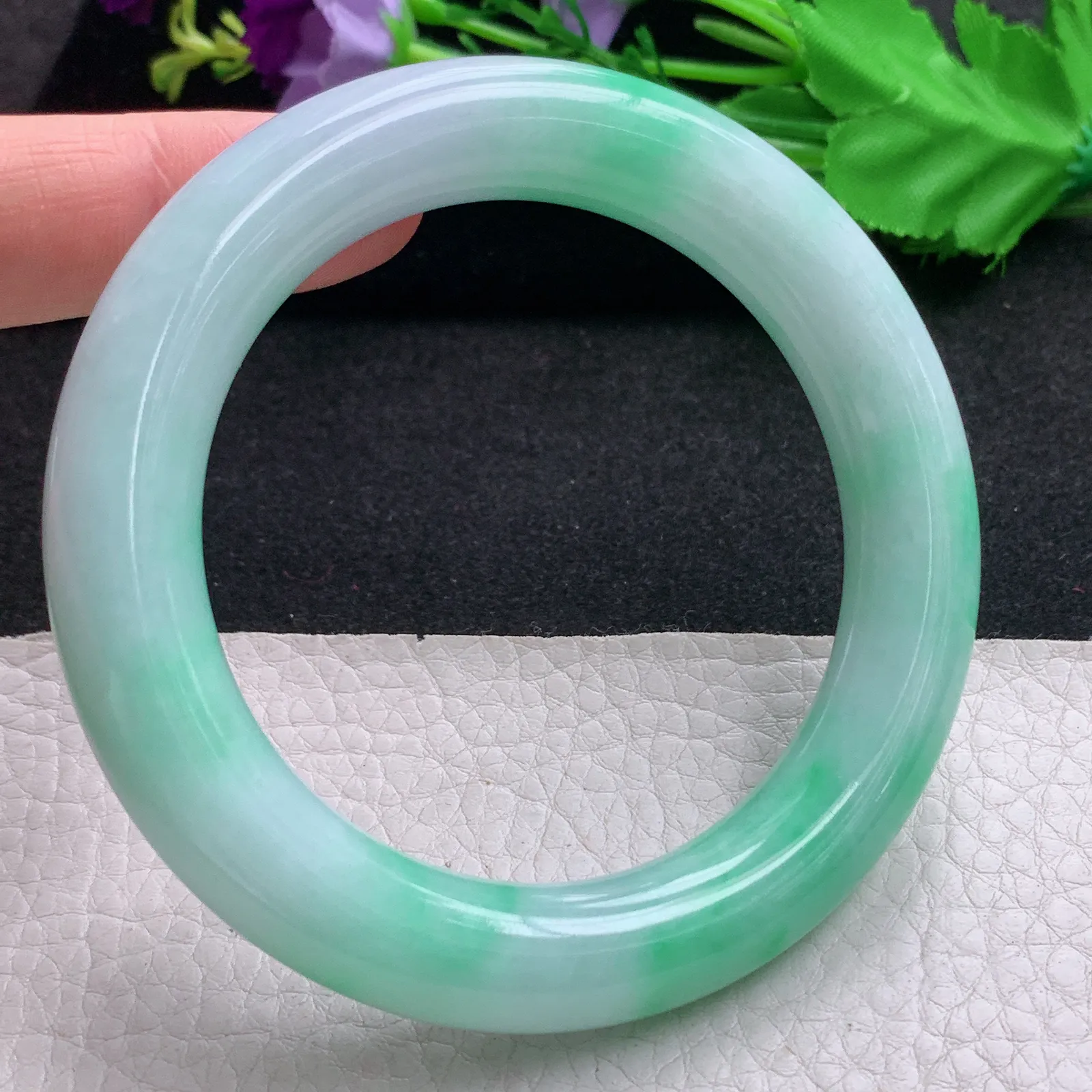 nr实拍58.5*12.5*12.3mm天然缅甸翡翠A货玉手镯春带彩圆条正圈平安镯