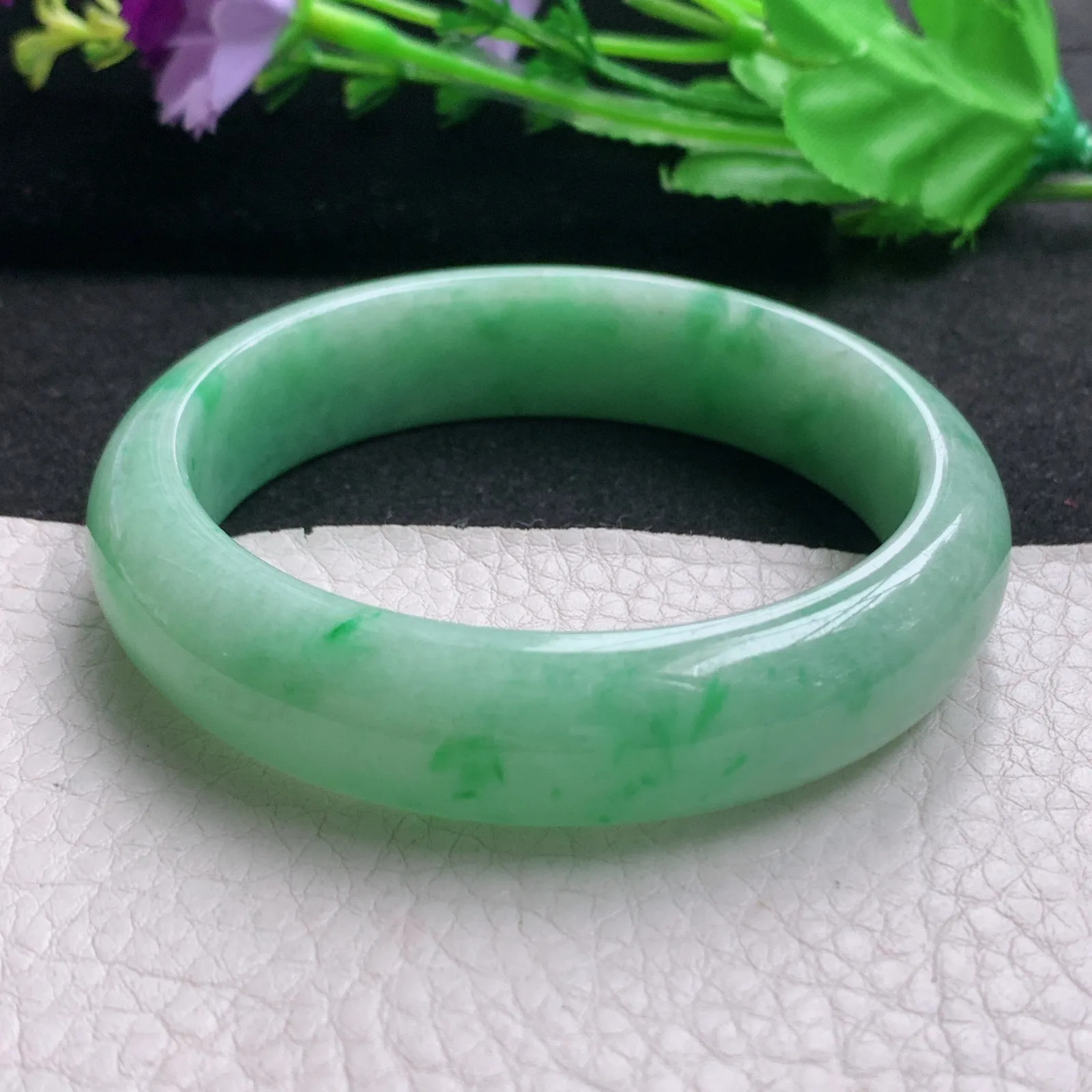 nr实拍57.5*14.8*8mm天然缅甸翡翠A货玉手镯飘花满绿正圈平安镯