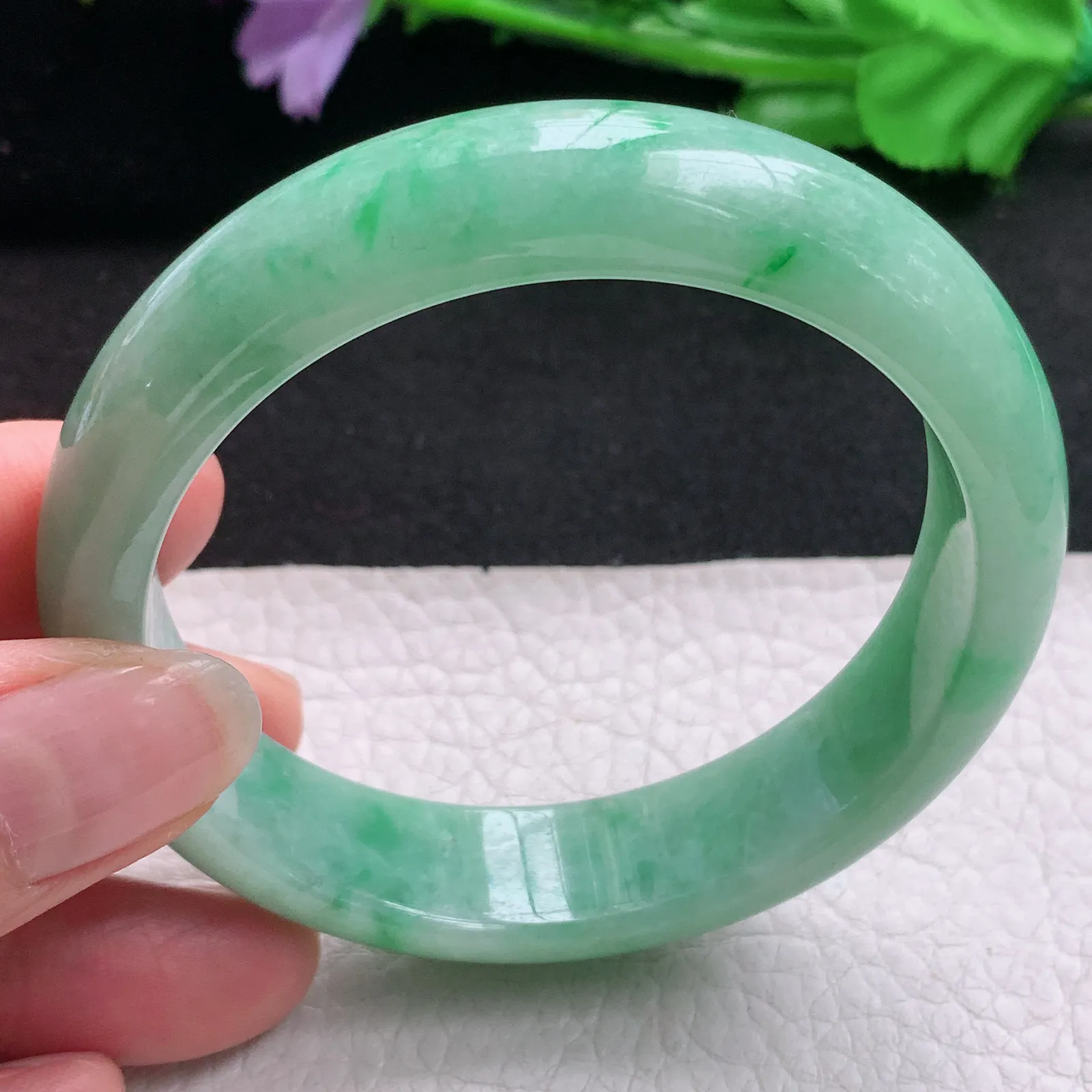 nr实拍57.5*14.8*8mm天然缅甸翡翠A货玉手镯飘花满绿正圈平安镯