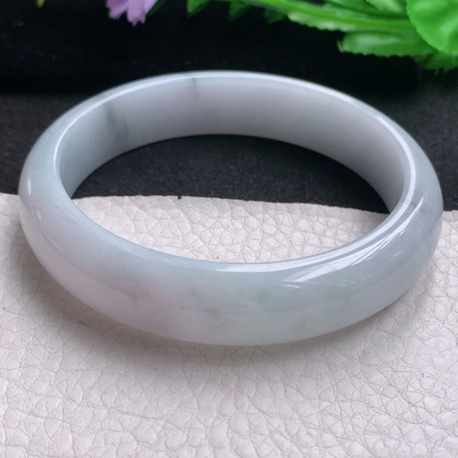 hh大圈口61.5*14.3*8.3天然缅甸翡翠A货玉手镯飘花宽边正圈平安镯