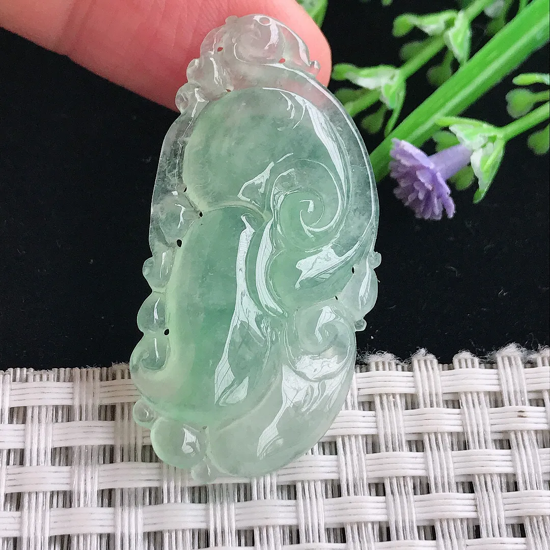 实拍A货翡翠43.7/22.2/6.2老坑冰种冰甜绿如意吊坠翡翠挂件