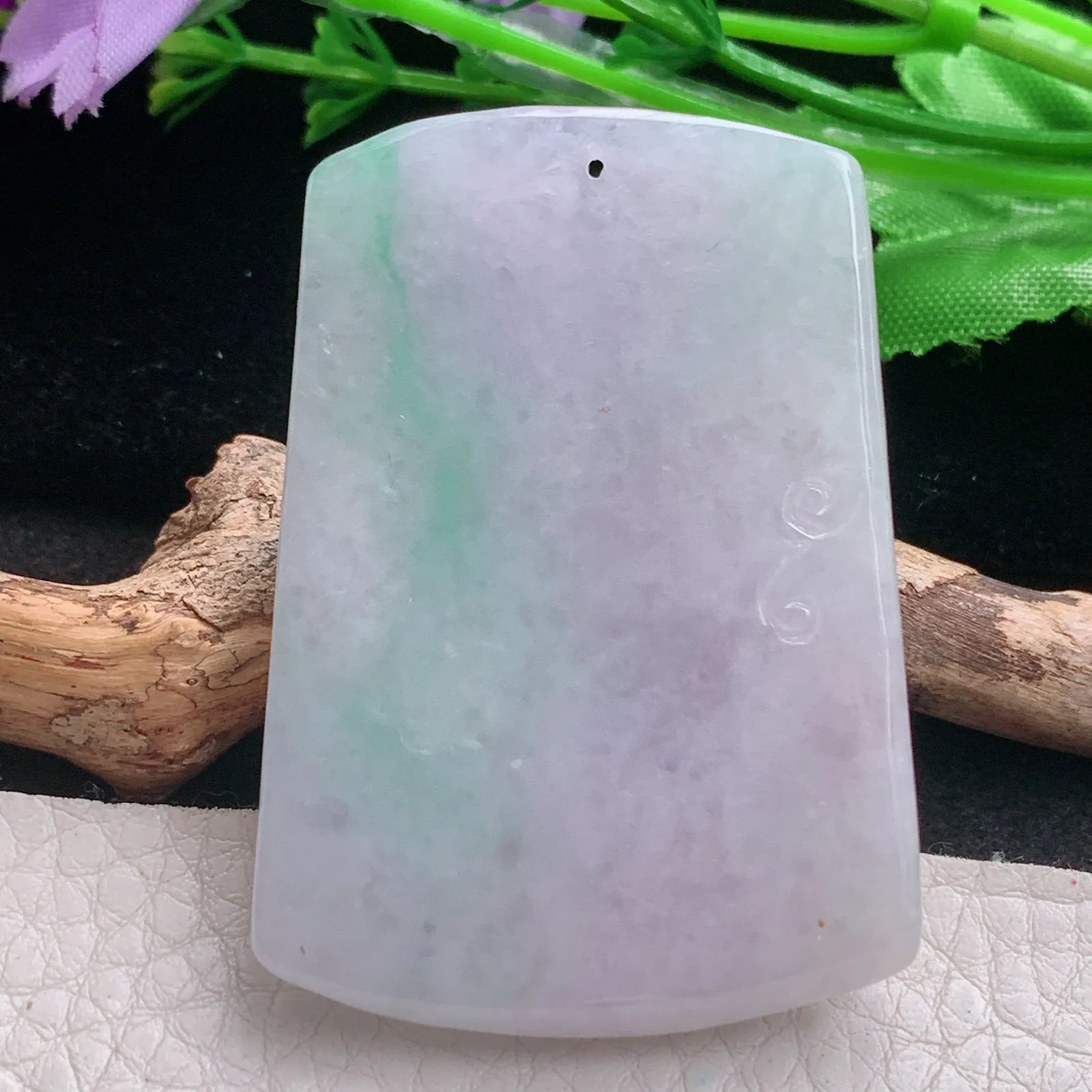 zen自然光52.8*37.2*10.2天然缅甸翡翠双彩府上有龙玉吊坠