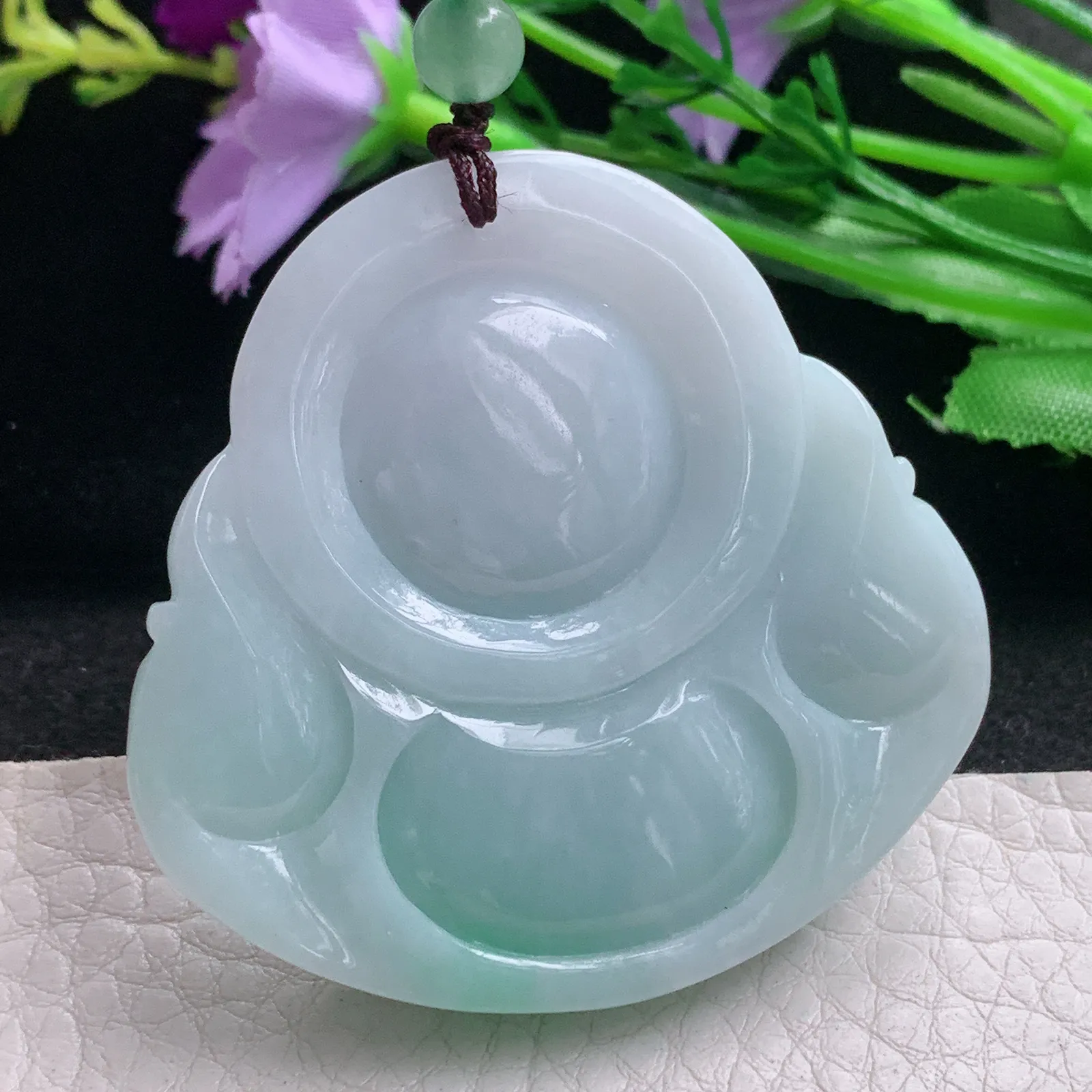 zen自然光49.5*51.5*12.3天然缅甸翡翠A货飘绿大佛公 开心佛玉吊坠 毛衣坠