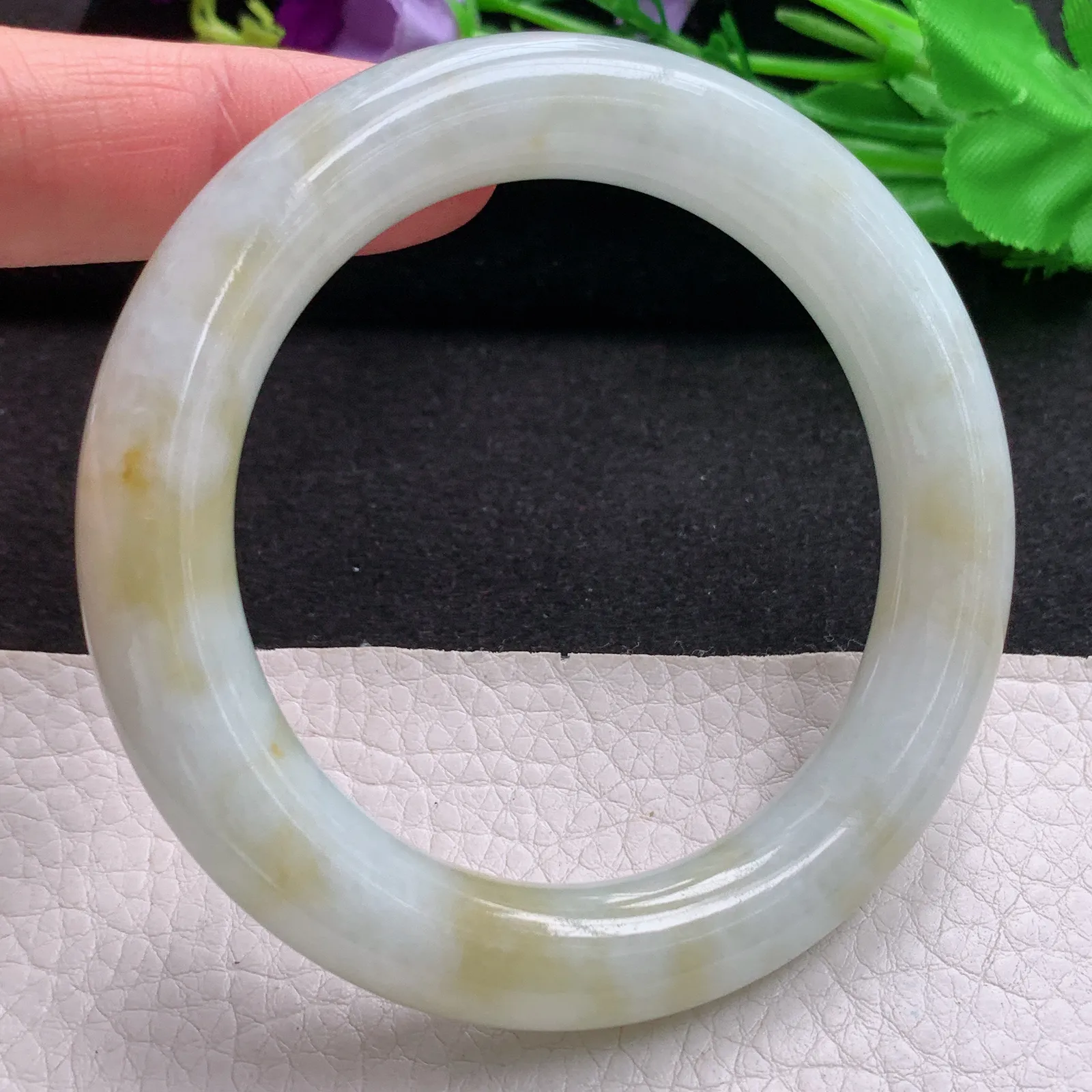 hh实拍56*11招财美人镯 特色天然缅甸翡翠A货玉手镯双彩圆条平安镯